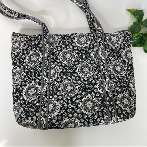 Navy and white - Vera Bradley Tote bag - Picture 5 of 10